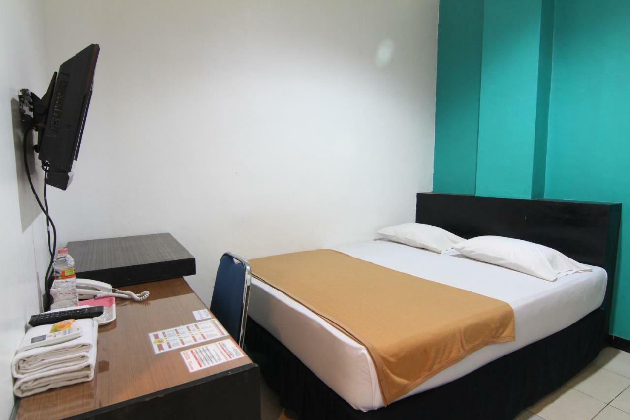Mira Hotel Banjarmasin  Ngoại thất bức ảnh
